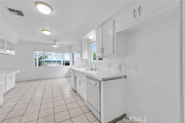 Detail Gallery Image 9 of 25 For 14861 Los Robles Ave, Hacienda Heights,  CA 91745 - 3 Beds | 2 Baths