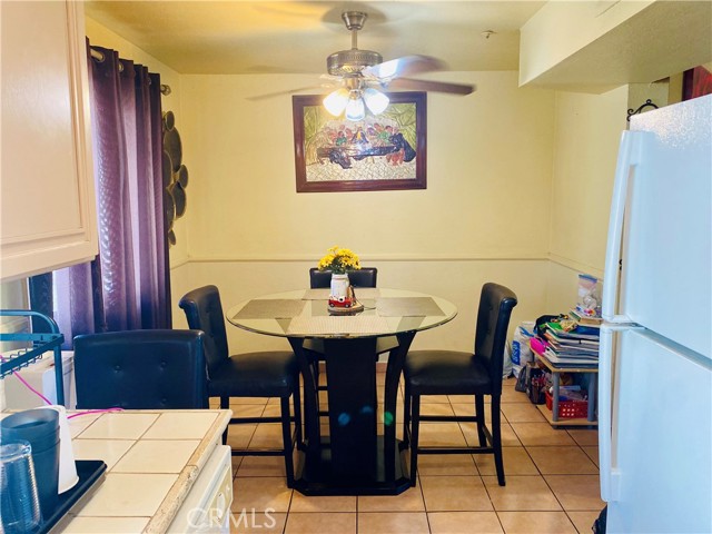 13522 Glenoaks Boulevard, Sylmar CA: https://media.crmls.org/medias/f369aa0d-acd2-4818-84a4-7d5e09564d65.jpg