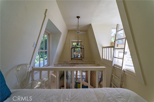 Detail Gallery Image 9 of 20 For 6166 Glen Holly St, Los Angeles,  CA 90068 - 1 Beds | 1 Baths