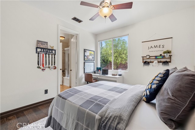 Detail Gallery Image 37 of 56 For 24987 Greensbrier Dr, Stevenson Ranch,  CA 91381 - 5 Beds | 4 Baths