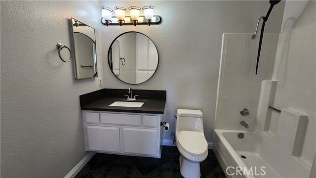 14786 Pioneer Blvd, Norwalk CA: https://media.crmls.org/medias/f36af8c5-08a6-4bdf-9e91-6af4365934c6.jpg