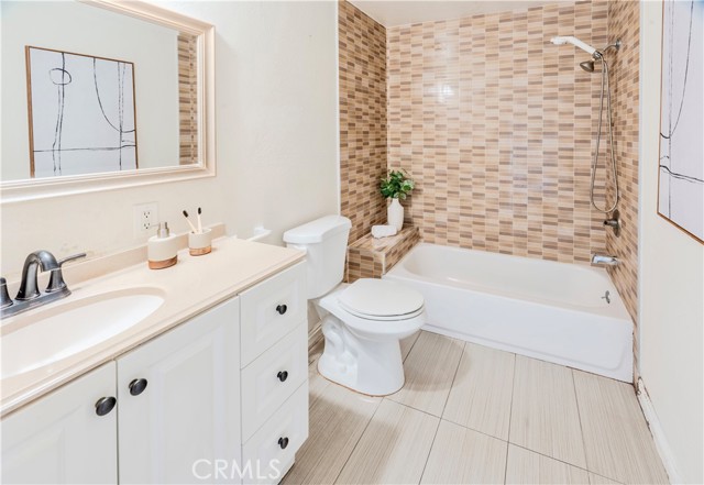 Detail Gallery Image 20 of 23 For 1915 W Palm Dr Dr, West Covina,  CA 91790 - 5 Beds | 2 Baths