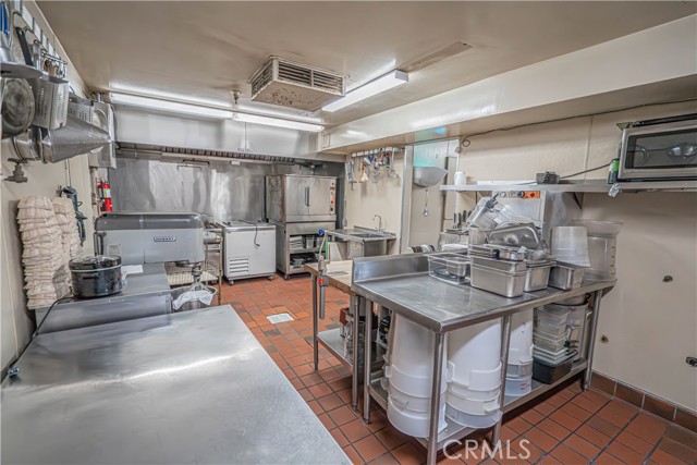  Commercial for Sale in Palmdale, California