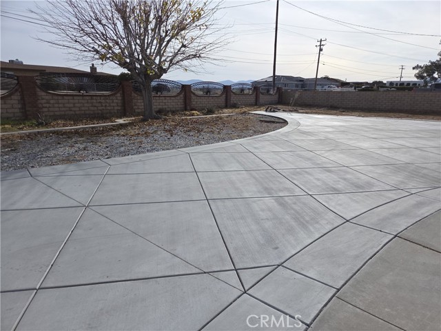 Detail Gallery Image 3 of 11 For 17314 Aspen St, Hesperia,  CA 92345 - 4 Beds | 2/1 Baths