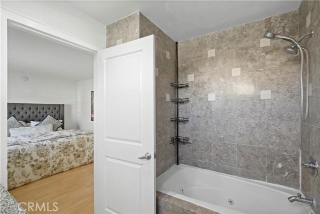 6250 Fulton, 108 photo 22