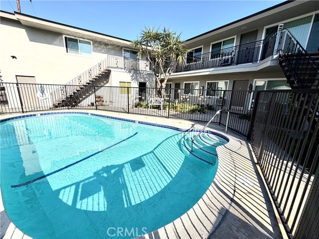 Detail Gallery Image 3 of 13 For 13829 Christine #D,  Whittier,  CA 90605 - 2 Beds | 1 Baths