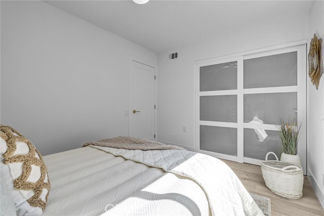 23881 Gates Street, Lake Forest CA: https://media.crmls.org/medias/f36e536f-803b-48e6-bd7a-48b79a599df7.jpg