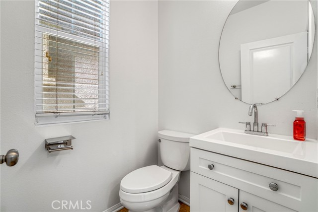 Detail Gallery Image 11 of 35 For 1309 Songbird Way, Torrance,  CA 90501 - 4 Beds | 3/1 Baths