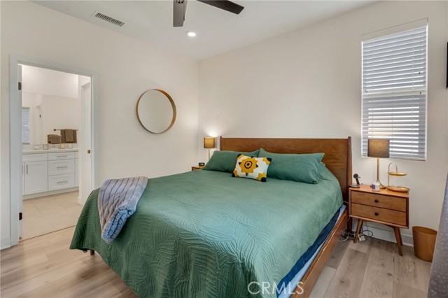 Detail Gallery Image 38 of 47 For 11753 Florence Ave #5,  Santa Fe Springs,  CA 90670 - 2 Beds | 3 Baths