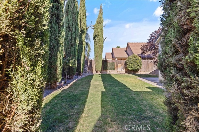 Detail Gallery Image 37 of 38 For 1576 Castle Way, Lemoore,  CA 93245 - 3 Beds | 2 Baths