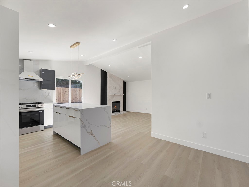 MLS #SR25255351 image #8