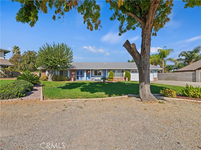 Detail Gallery Image 1 of 1 For 11669 Range View Rd, Jurupa Valley,  CA 91752 - 3 Beds | 2 Baths