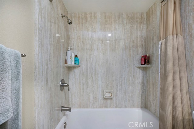 26685 Dulcinea, Mission Viejo CA: https://media.crmls.org/medias/f371f884-36ff-40ee-aef0-a253d2aef53a.jpg