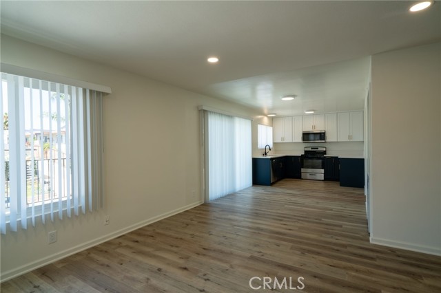239 Avenida Pelayo, San Clemente CA: https://media.crmls.org/medias/f372561a-c16b-47d4-8ee0-8df98dddf43d.jpg