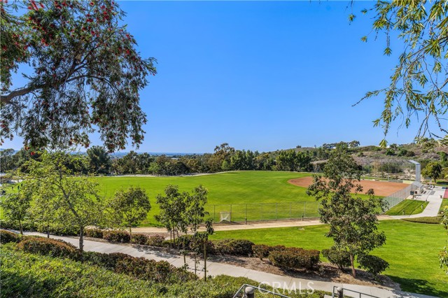 20981 Oakville, Lake Forest CA: https://media.crmls.org/medias/f3725874-b1fc-49b5-8ead-cd50766a81e6.jpg