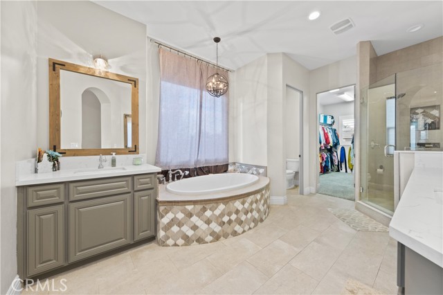 15521 Georges Letour Avenue, Bakersfield CA: https://media.crmls.org/medias/f3726ccc-077d-428f-b782-fe997d17b993.jpg