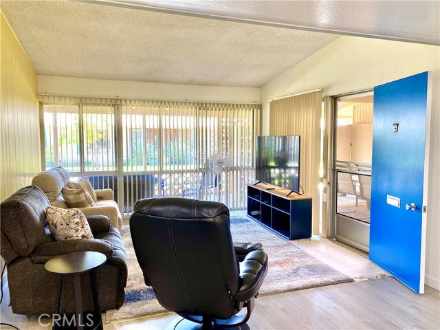 Detail Gallery Image 21 of 35 For 1681 Tam O'shanter Rd 10d M12, Seal Beach,  CA 90740 - 2 Beds | 1 Baths