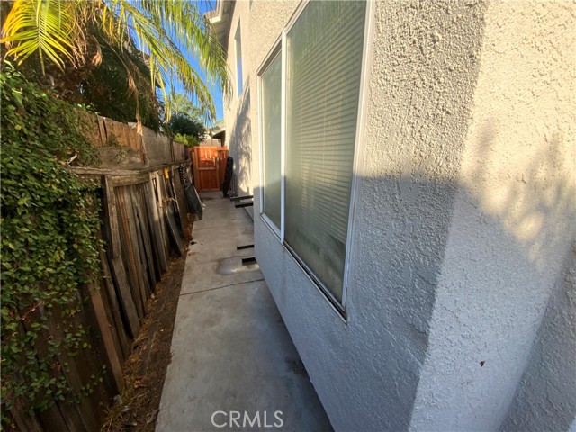 Detail Gallery Image 7 of 8 For 11423 Aberdeen, Fontana,  CA 92337 - 3 Beds | 2/1 Baths