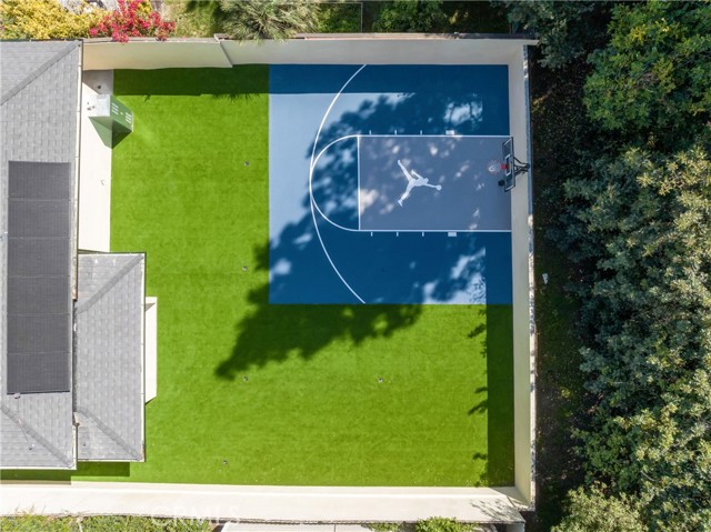 Detail Gallery Image 62 of 72 For 11826 Kling St, Valley Village,  CA 91607 - 6 Beds | 5/1 Baths