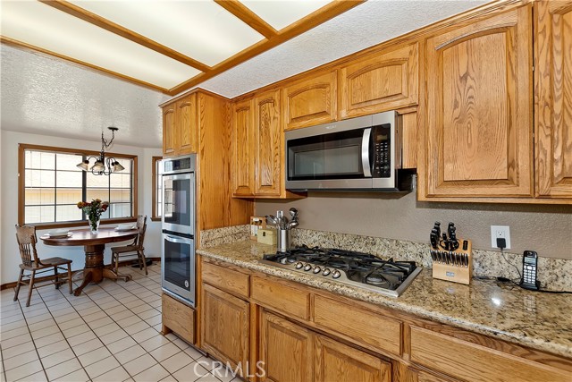 Detail Gallery Image 15 of 41 For 1242 Kayah Dr, Big Bear City,  CA 92314 - 3 Beds | 3/1 Baths