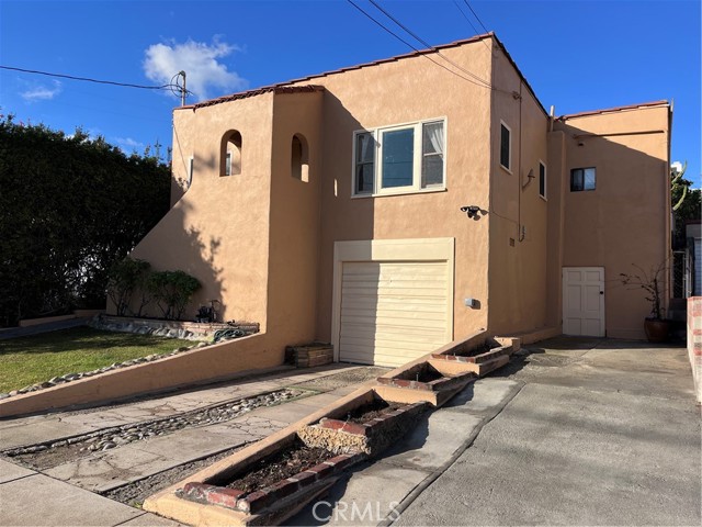 609 Hillcrest Street, El Segundo CA: https://media.crmls.org/medias/f375c392-d07b-40c0-a18b-3b444df4894c.jpg