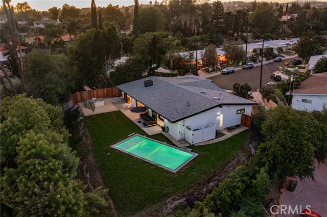 Detail Gallery Image 49 of 53 For 5700 El Canon Ave, Woodland Hills,  CA 91367 - 3 Beds | 3 Baths