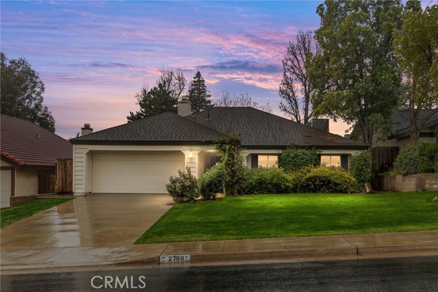 Detail Gallery Image 1 of 1 For 2708 Mcnutt St, Bakersfield,  CA 93306 - 3 Beds | 2 Baths