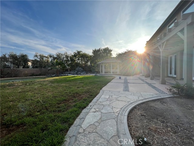 Detail Gallery Image 18 of 75 For 3795 Peregrine Cir, Corona,  CA 92881 - 5 Beds | 4/1 Baths