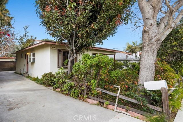 1721 Voorhees Ave, Manhattan Beach, California 90266, 3 Bedrooms Bedrooms, ,2 BathroomsBathrooms,Residential,Sold,Voorhees Ave,SB23014224