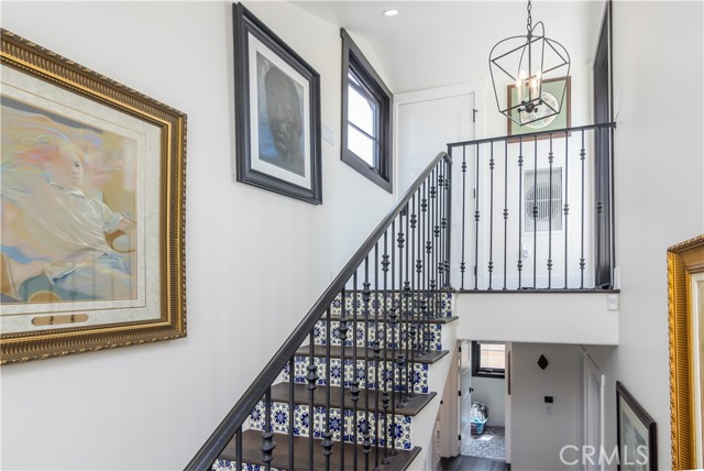 Detail Gallery Image 27 of 48 For 640 Raymond, Santa Monica,  CA 90405 - 4 Beds | 3 Baths