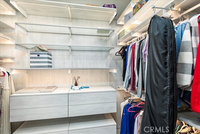 Detail Gallery Image 19 of 74 For 38000 via Vista Grande, Murrieta,  CA 92562 - 5 Beds | 5/2 Baths