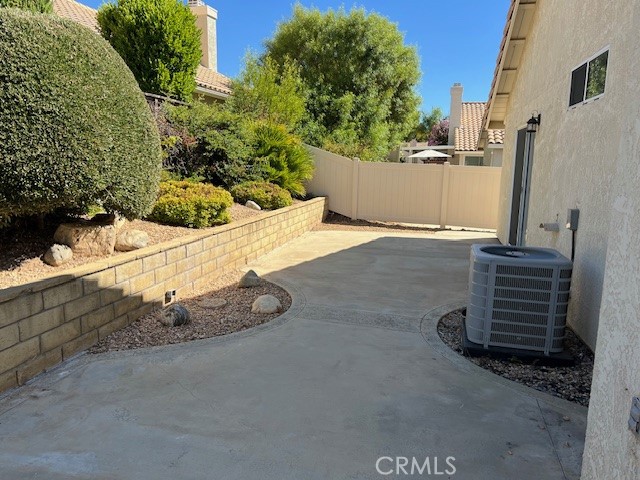 Detail Gallery Image 5 of 11 For 573 S Shoal Creek St, Banning,  CA 92220 - 3 Beds | 2 Baths