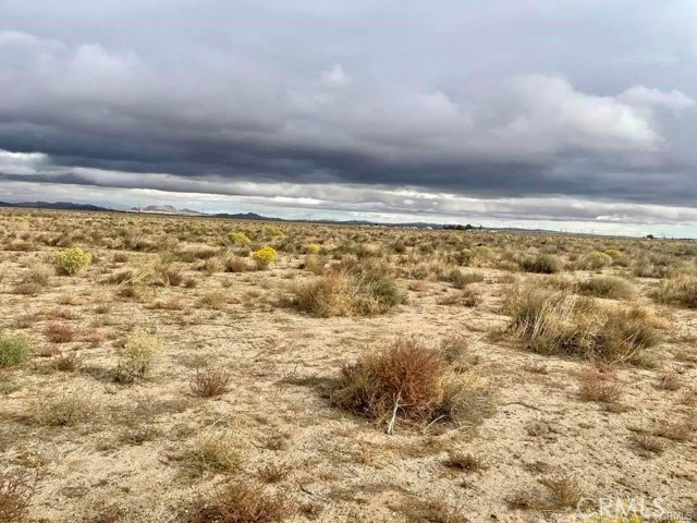 0 65th St. W & Ave G-4, Lancaster CA: https://media.crmls.org/medias/f37b817d-e6ca-46d1-b6b7-962c10ca6f41.jpg