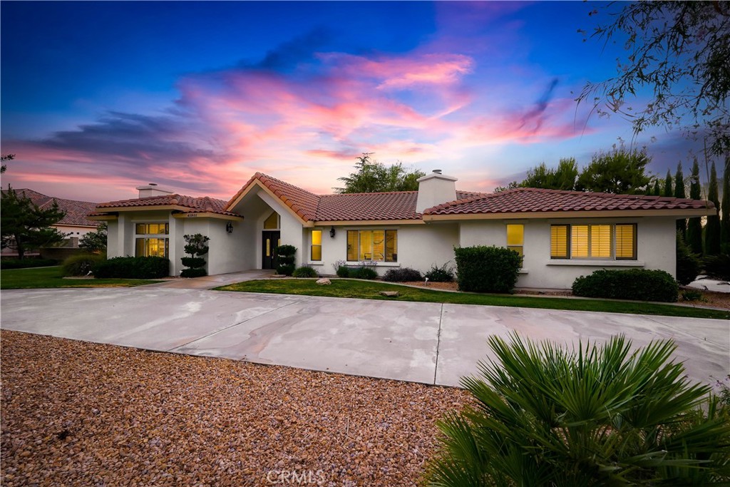 41901 Calle Clarita
