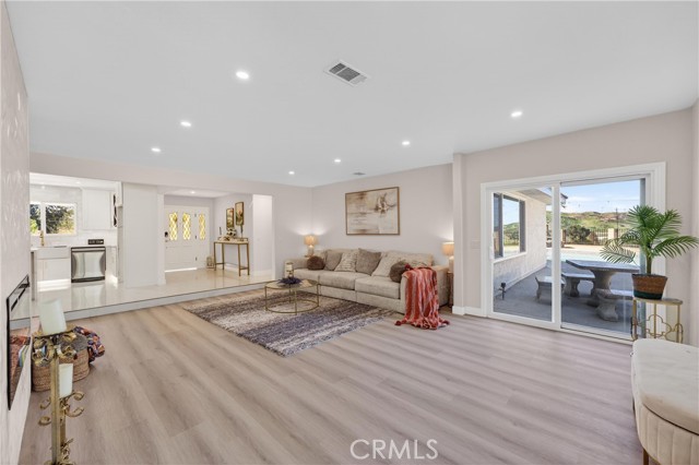 Detail Gallery Image 23 of 68 For 11891 San Timoteo Canyon Rd, Redlands,  CA 92373 - 4 Beds | 4 Baths