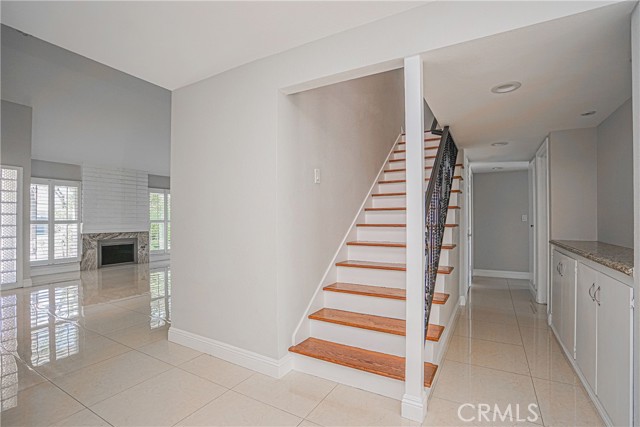 6053 Ronald Circle, Cypress CA: https://media.crmls.org/medias/f37c8e2a-f860-47cd-be0f-4b91b0eaa370.jpg