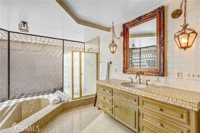 Detail Gallery Image 23 of 60 For 2376 Sunset Curv, Upland,  CA 91784 - 4 Beds | 3/1 Baths