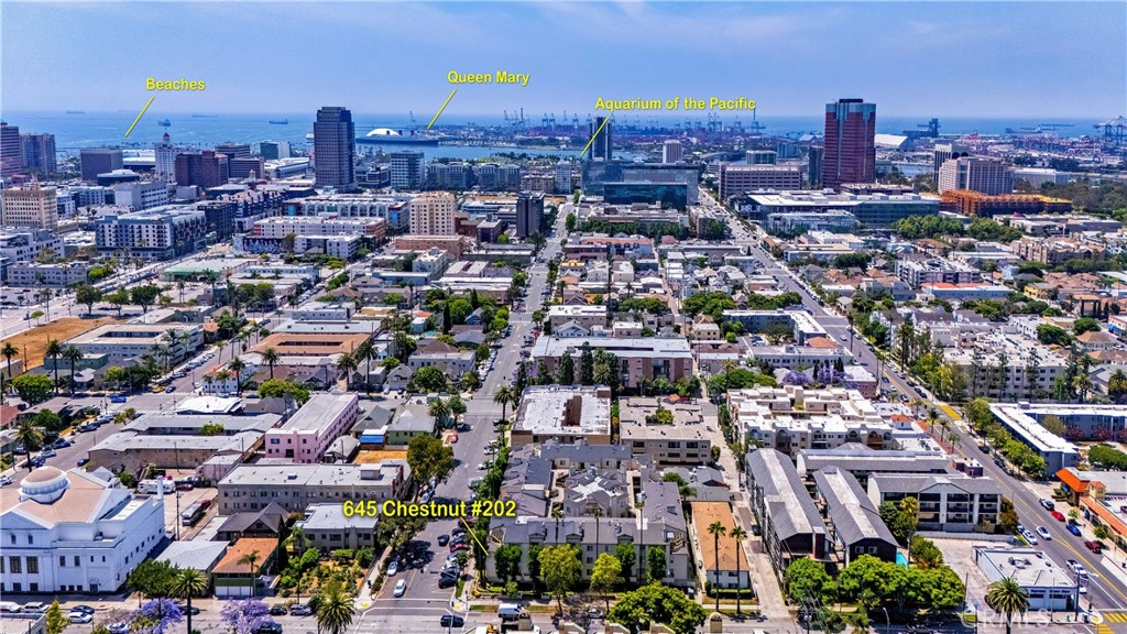 https://media.crmls.org/medias/f37d3a65-b146-48f8-8462-f46491f81c81.jpg?preset=X-Large