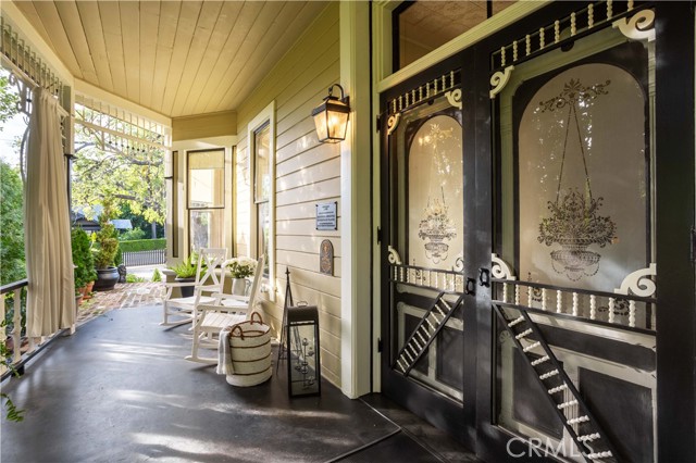 Detail Gallery Image 4 of 73 For 250 N Primrose Ave, Monrovia,  CA 91016 - 5 Beds | 3 Baths