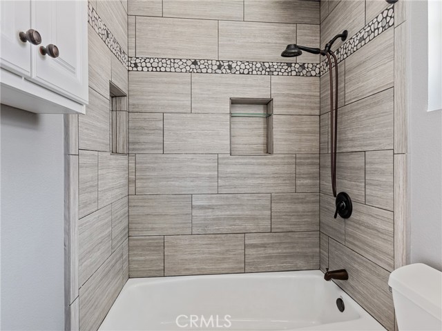 Detail Gallery Image 22 of 39 For 3235 Ashgate Pl, Ontario,  CA 91761 - 4 Beds | 2/1 Baths