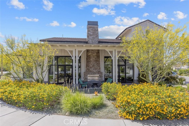 Detail Gallery Image 37 of 47 For 25124 Limetree Ln, Canyon Country,  CA 91387 - 2 Beds | 2/1 Baths