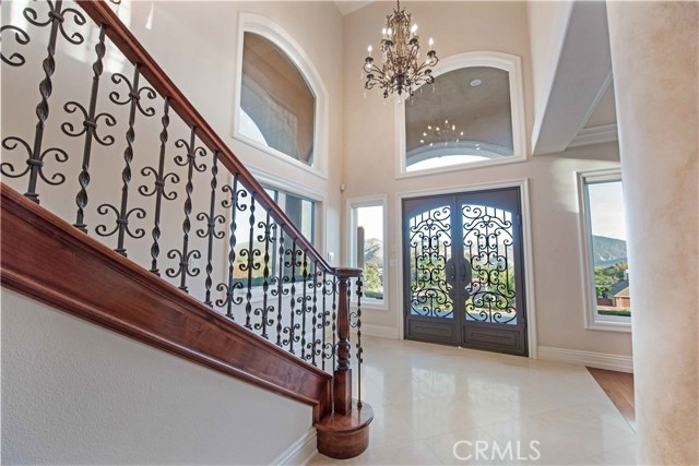 6805 Aviano Drive, Camarillo CA: https://media.crmls.org/medias/f37e08a7-9d7d-4a14-8320-c9f391c5867b.jpg