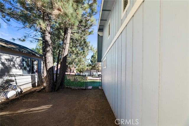 Detail Gallery Image 32 of 36 For 2198 4th Ln, Big Bear City,  CA 92314 - 3 Beds | 2/1 Baths