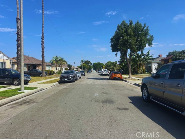 Detail Gallery Image 7 of 34 For 1017 S Chester Ave, Compton,  CA 90221 - 2 Beds | 2 Baths