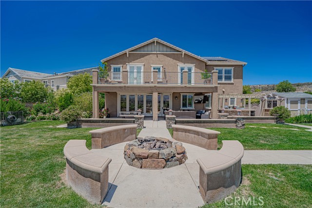 22348 Driftwood Court, Saugus CA: https://media.crmls.org/medias/f3802313-149f-462d-af48-cf10d32faf3b.jpg