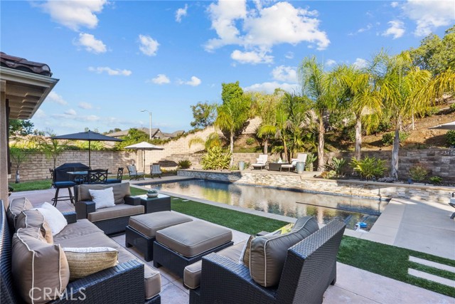 Detail Gallery Image 46 of 67 For 890 Lindamere, Simi Valley,  CA 93065 - 5 Beds | 4/1 Baths