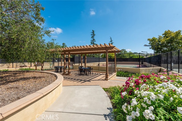 25551 Prado De Las Flores, Calabasas CA: https://media.crmls.org/medias/f380d79f-46de-4e43-bf75-5d11ffb20835.jpg
