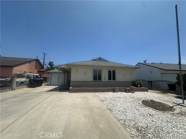 11612 Adonis Avenue, Norwalk CA: https://media.crmls.org/medias/f38212d7-ed7b-448c-a51d-ef6ff5b908b6.jpg