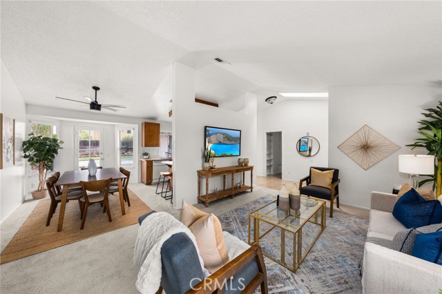 24620 Mantee Place, Moreno Valley CA: https://media.crmls.org/medias/f382821e-a37d-4a0a-ade8-0f15e5f62567.jpg