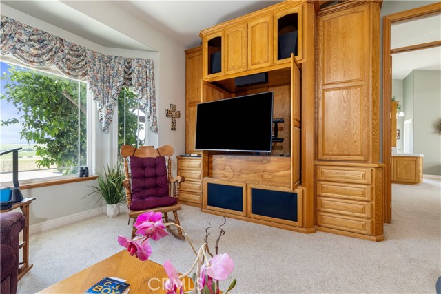 4995 Mill Road, Paso Robles CA: https://media.crmls.org/medias/f382b32e-50d6-4ee3-99d6-9da176ca8516.jpg